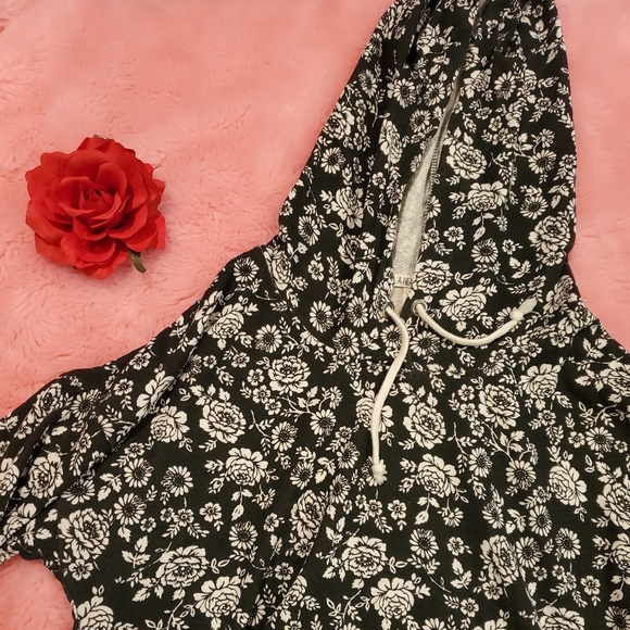 Floral pullover - Picture 2 of 7